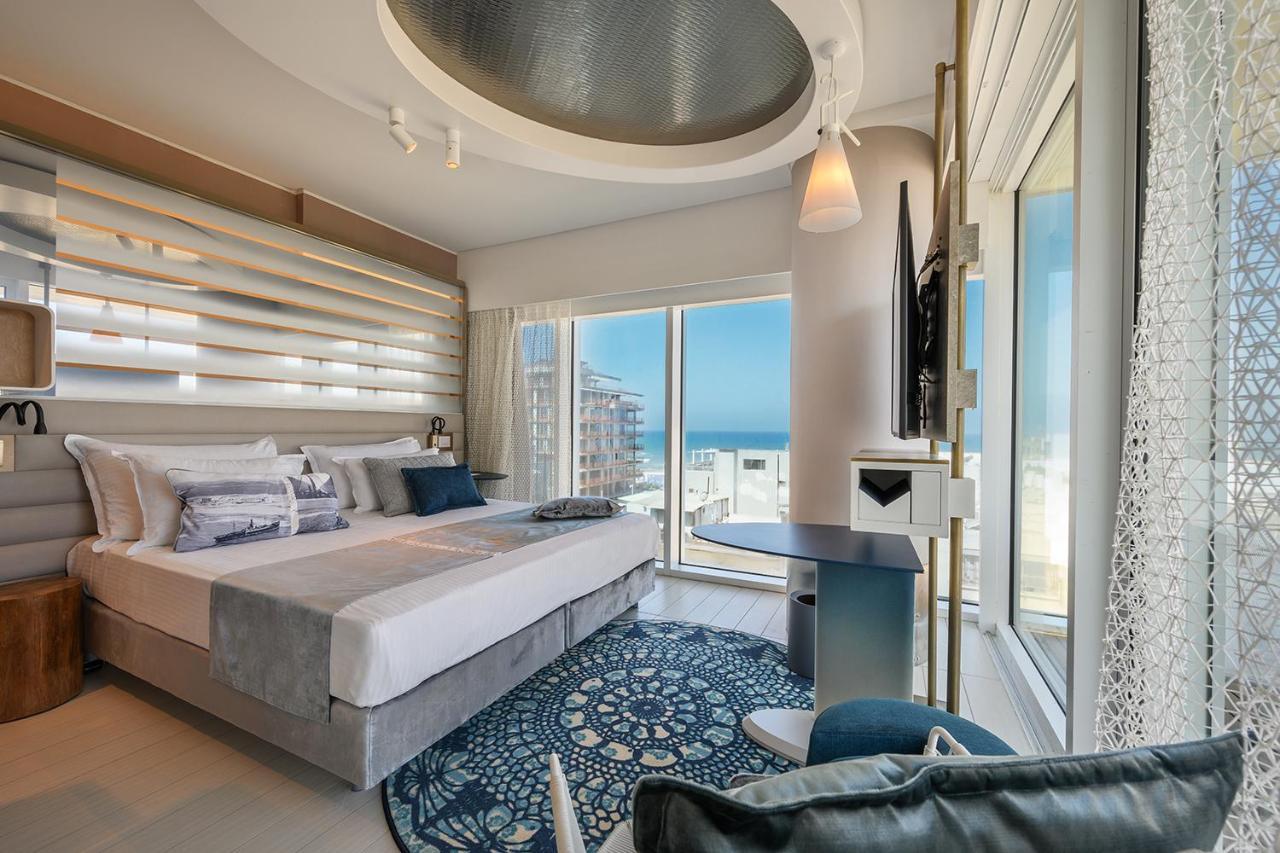 Port Tower By Isrotel Design Tel Aviv Bagian luar foto
